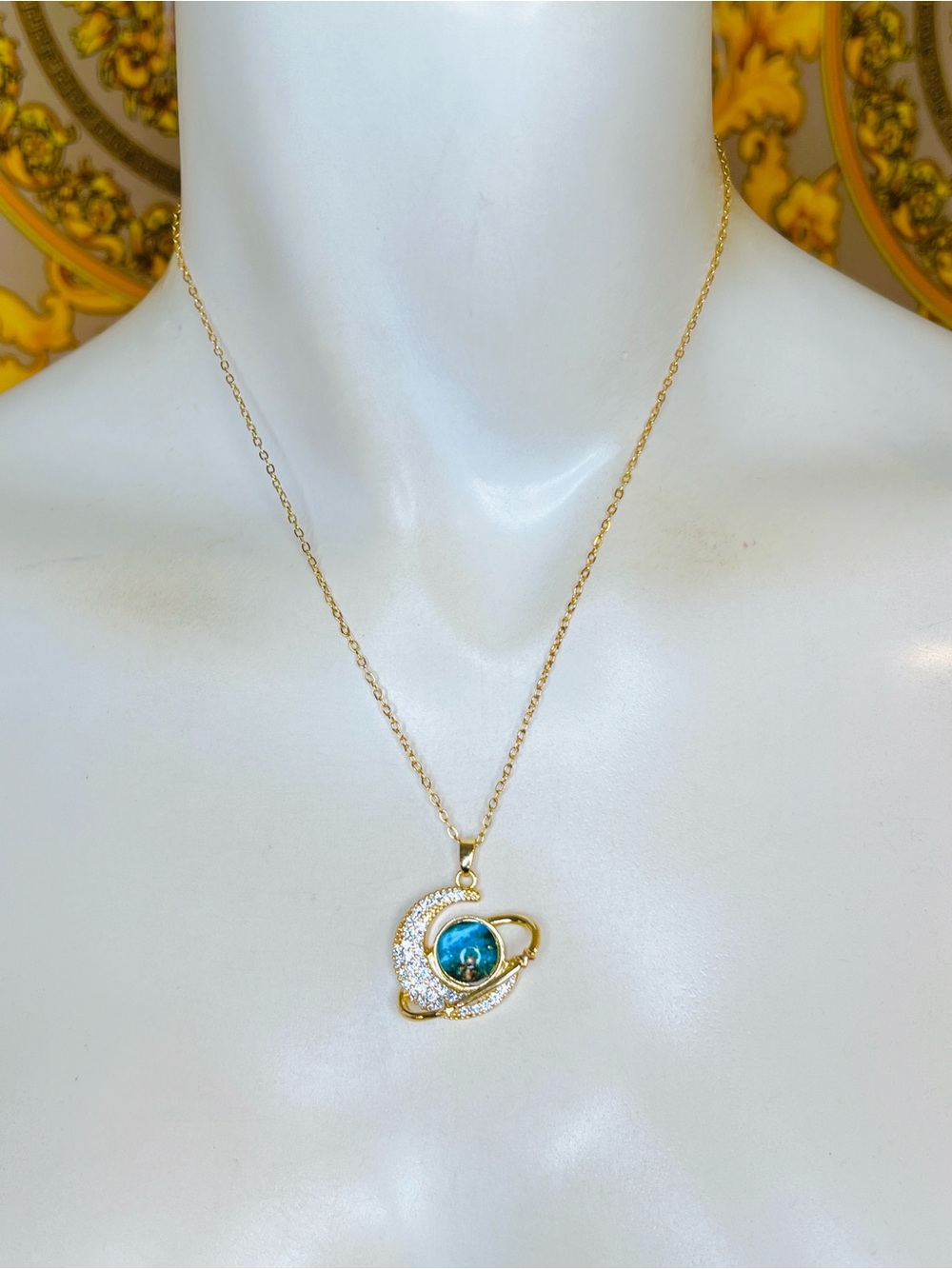 18k yellow gold Moon 🌜Saturn 🪐 CZ 💎 diamond Galaxy crystal 16” to 18” necklace
